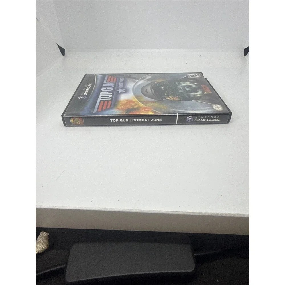 Top Gun - Combat Zones Nintendo GameCube Complete With Manual